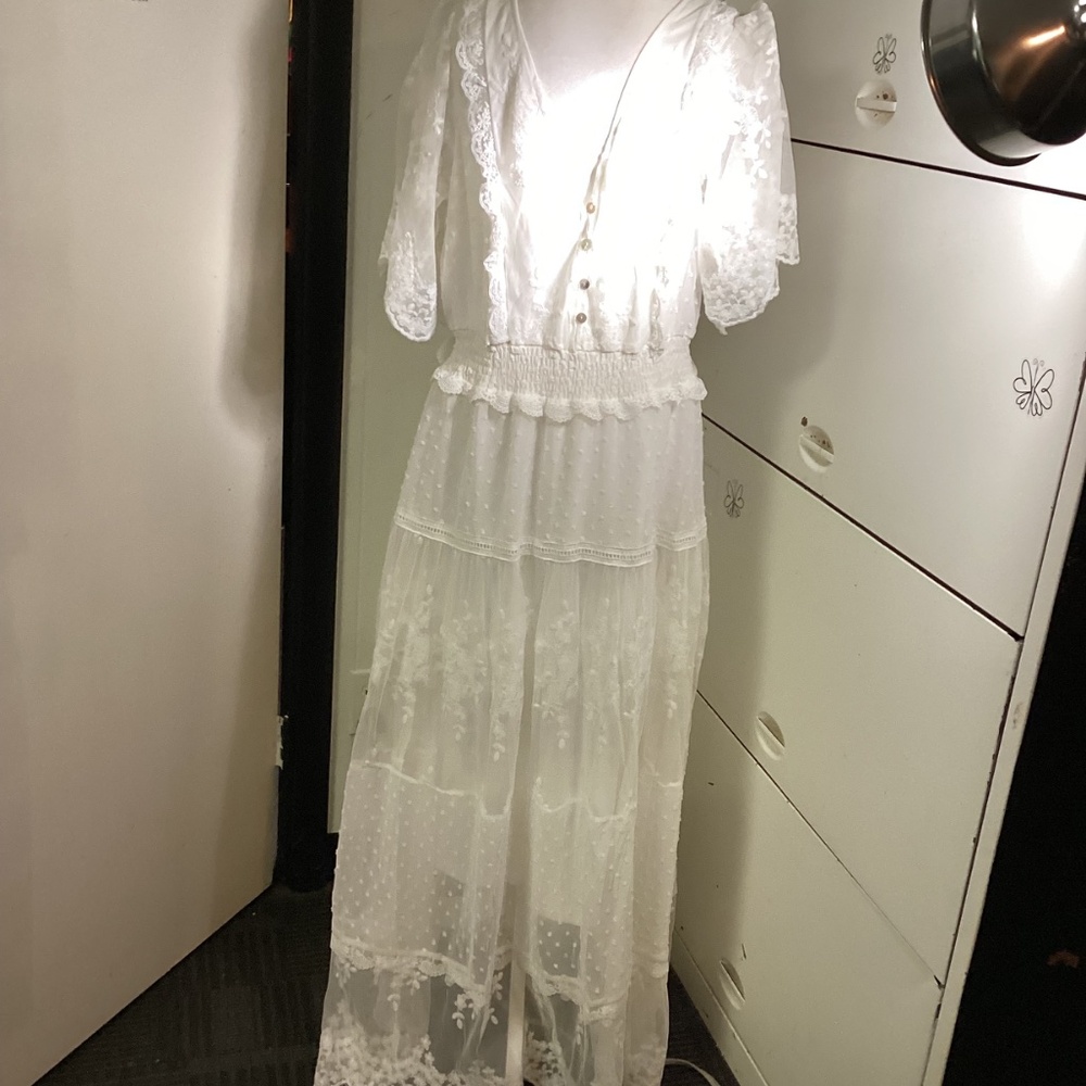 Summer white dress whimsical see thru MUST SEE PRARIE STYLE. WEDDING ? PROM.🌹 - Picture 3 of 15